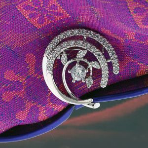 KERONGSANG TUDUNG Floral Saduran Rhodium Permata Putih Zhulian