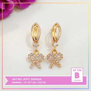 Cute Jewelry Anting Dewasa Jepit Kotak Terbaru Permata Cantik Zirkon Anting Wanita AT 156