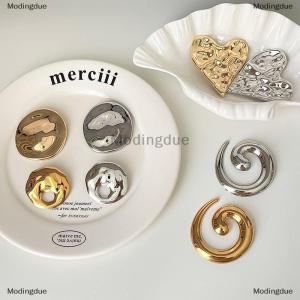 [COD] Modingdue Stainless Steel Brooch Light Luxury High-End Temperament Corsage Versatile And Does Not Fade