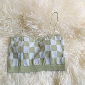 LadyLuxe - Tanktop Kotak Wanita Crop Top Catur Tank Top Tee Pantai Jalan Olahraga Pakaian Dalam Included Busa BR217