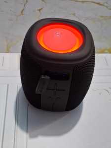 Speaker Bluetooth Portable Kisonli Q16 Wireless Extra Bass RGB LED