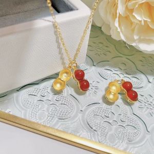 สร้อยคอจี้ ความรู้สึกเชิงบวก สร้อยคอ ชอบ ผู้หญิงทุกวัย งานโลหะ ดี องค์ประกอบแบบดั้งเดิม