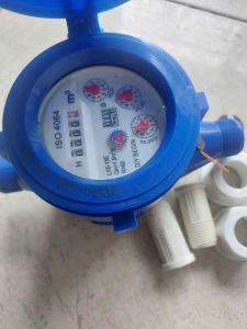 Đồng hồ nước lạnh DN15 đo khối lượng nước sử dụng chung cư nhà trọ....
