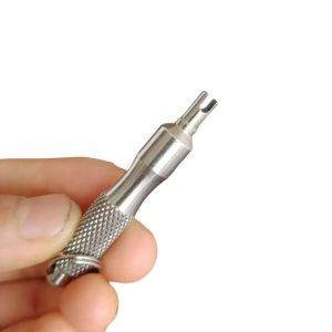 FWFHTP เหล็กไร้สนิม ไขควงซ่อมยาง สากลสากลสากล พร้อมพวงกุญแจแหวน ประแจวาล์วยาง ที่มีคุณภาพสูง ป้องกันสนิมไม่เป็นสนิม เครื่องมือซ่อมยาง สำหรับรถยนต์รถจักรยานยนต์