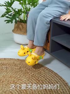 [Free Shipping] WomenS New Summer Outdoor Non-Slip EVA Beach Sandals With Thick Soles And Holes Designed To Be Worn With Coal-Colored Shoes
