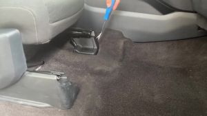 HH8 TESIN Car Front Seat Under Fire Extinguisher Holder Adjustable Mount Bracket for Ford F150 2015-2024 Up Interior Accessories P7K3M