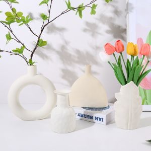 Modern White Ceramic Vase Decorative Home Decor Centerpieces Flower Vase for Living Room Kitchen
