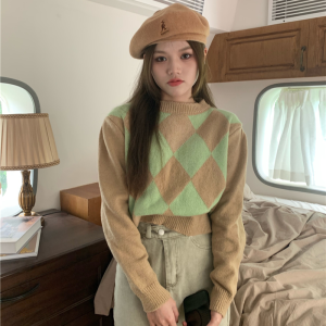 Sweater wanita kotak-kotak berlian retro lengan panjang gaya Korea atasan lengan panjang longgar