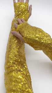 2pcs Reflective Sequins Gloves Outdoor Sports Gloves Solid Color Glitters Mitten for Halloween Cosplay