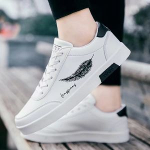 (with shoe box) New Korean Fashion Feather Shoes For Men low-cut white shoes student sports shoes