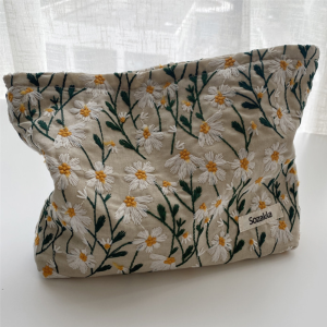 FEATSHOP64FE8 สไตล์เกาหลี กระเป๋าเครื่องสำอาง ดอกเดซี่ปัก ดอกไม้ ออร์แกไนเซอร์เครื่องเขียน พกพาได้ มีซิป กระเป๋าใส่เครื่องสำอาง สำหรับการเดินทางกลางแจ้ง