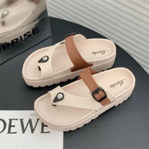 Sandal Wanita Kekinian / Sandal Jepit Wanita / Sandal Wanita Elegan / Sandal Wanita Casual Kekinian / Sandal Wanita Tinggi / Sandal Wanita Terbaru 2026
