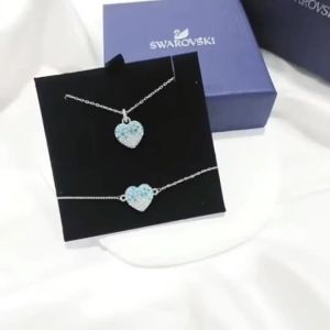 Swarovski Luxury Swan Womens Bracelet with Crystal and Zircon - Hyperbo