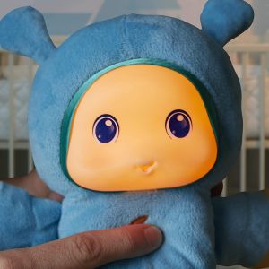 [Ready Stock]Playskool Lullaby Gloworm Toy(Blue) with 6 Lullaby Tunes Sleep Aids Baby Doll with Glow Light