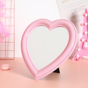 Gương Trang Điểm Hình Trái Tim Để Bàn Treo_YUMY