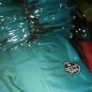 JAKET GUNUNG OUTDOOR WINDROOF the north face summit series terlaris /jaket motor anti air anti angin