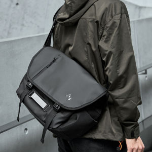 MOYYI Stylish Mens Sling Bag Modern Design Waterproof Crossbody for Urban Adventures With Widened and thickened shoulder pads