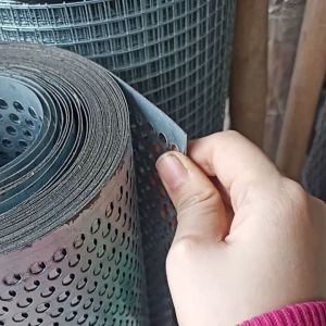 Tôn lỗ tôn đục lỗlưới ruồi kẽm chống rỉ lỗ 4li dày 4.5zem (4.5zemkhổ 1m1.2m)