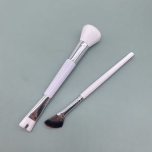 DOI4RE แปรงแต่งหน้า 2Pcs หัวคู่ ชุดแปรงคอนทัวร์จมูก แบบพกพาได้ แบบ2-in-1 แปรงอายแชโดว์แบบฝุ่น ใช้งานได้หลากหลาย เอียงมุม แปรงเงาจมูก สำหรับนักเรียน