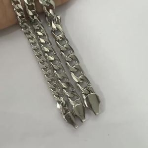 2026 Eco-friendly mens necklace basic accessory gold and silver gear chain hip-hop cool style necklace
