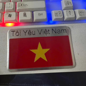 Tem dán cờ Tôi Yêu Việt Nam trang trí ô tô xe máy chất liệu hợp kim nhôm cao cấp