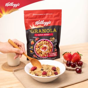 Kelloggs Granola Soy Protein 220 g. เคลล็อกส์ อาหารเช้าซีเรียลธัญพืชอบกรอบ คอนเฟลก [ 5 สูตร : Super Berry Dark Chocolate Deluxe Nuts Honey Almond Wonder Berries]