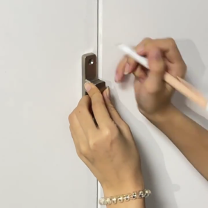 Antitheft Chụp đèn ảnh khóa 90/180 độ khóa cửa trượt Hợp kim kẽm lật khóa cửa an toàn bảo vệ sự riêng tư khóa phần cứng