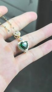 Elegant necklace for women copper pendant with colored glass inlay stainless steel clavicle chain fashionable accessory