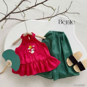 Set yếm lụa đỏ thêu thỏ ngọc kèm quần dài xanh tết trung thu bé gái BERNIE 1 đến 7 tuổi H0425B31