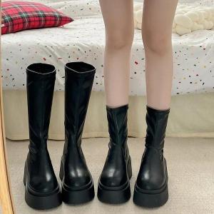 Autumn and winter 2025 new thick-soled boots womens Korean version of soft-faced muffin bottom round-heeled womens boots