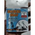 HOOKED SNAP / Peniti Pancing. 