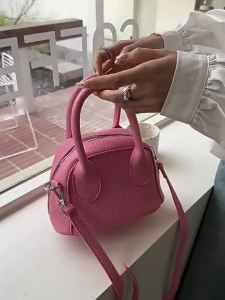 Womens Boston bag 2026 New Korean Style ins Simple and versatile handbag crossbody small square bag for casual travel