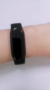 Sports Smart Watch Blood Oxygen Monitoring Full Screen Sport Long Battery Life Smart Band For Apple And Android