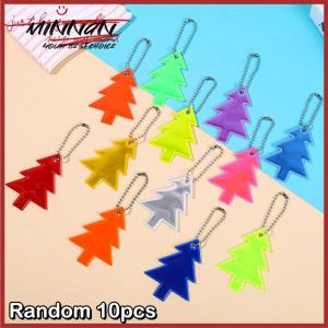 [minnan] 10ชิ้นจี้สะท้อนแสงรูปต้นคริสต์มาสสำหรับกระเป๋าเครื่องประดับแถบยาวสำหรับผู้ใหญ่เด็กกลางคืนพวงกุญแจสะท้อนแสงอุปกรณ์เพื่อความปลอดภัย