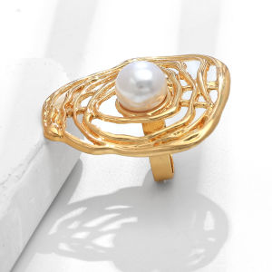 European and American cross-border ins wound zinc alloy texture pleated fashion bracelet niche design spring womens bracelet h2609