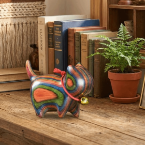 YOUSHI TOP Natural Texture Wooden Cat Figurine With Bell Wood Carving Kitten Sculpture Decorative Handmade Tea Pet Ornaments Home Decoration