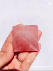 Kim tự tháp thạch anh hồng phong thủy trang trí nhà cửa Pyramid rose quartz 4cm healing reiki chakra decor