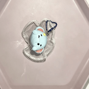 OEUVR Soft Mochi Animal Squishy Keychain Mini Cute Animals Food-Grade Silicone Fidget Toy Keyring Kawaii Edge-Stitching Style Squeeze Keychain Adults
