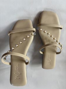 Midhi Maudy Sandal Wanita Flat Sandal Sehari hari Nyaman Elegan Empuk