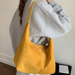 Portable Zipper Suede Matte Hobo Bag Large Capacity Handbag Vintage Crossbody Bag Korean Style Solid Color Female Tote Bag Gift2026