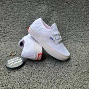 OBRAL SEPATU SNEAKERS ANAK VANESSS AUT FULL WHITE WHITE TALI KIDS 21-35 SEPATU PUTIH POLOS ANAK TYPE TALI