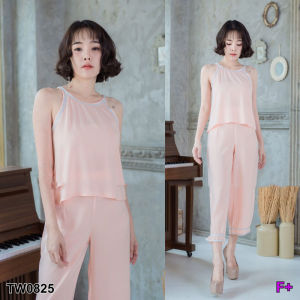 TW0825 Set 2 ชิ้น เสื้อไหล่ล้ำ + กางเกง5ส่วน Set of 2 pieces: off-shoulder shirt + 5-piece pants