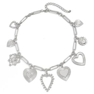 Fashionable Metal Love Heart Pendant Necklace Adjustable Length Clavicle Chain for Women Fashion Choker Jewelry