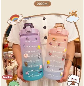 Bình nước 2L dễ thương có vạch báo giờ uống nước - Tặng 12 sticker