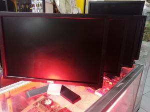 monitor dell 17 inches lcd monitor square black