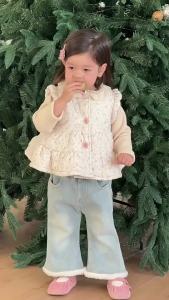 Childrens Lace Cotton Vest Winter Clothes Korean Style Childrens Clothing 2025 Baby Winter Outfit Girls Denim Jeans Set