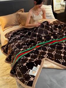 High-end Double-sided Fleece Blanket Ultra-thick Bed Cover New Winter Milk Velvet Blanket Quilt ins Wind Winter Bed Sheet Dual-use LZD