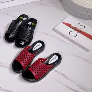 [Free Shipping] WomenS Summer New Hollow-Out Slip-On Flat Non-Slip Casual Sandals For Middle-Aged And Elderly Women