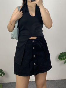 ชุดเซ็ตผู้หญิง เสื้อแขนกุดเปิดหลัง + กระโปรงเอวสูง กระชับทุกสัดส่วน