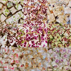 Snowflake Crisp Biscuits 500g Nougat Brushed Milk Handmade Pastry雪花酥饼干500g（大概28-30个）散装牛轧糖